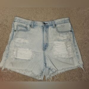American Eagle Size 6 Distressed Jean Shorts